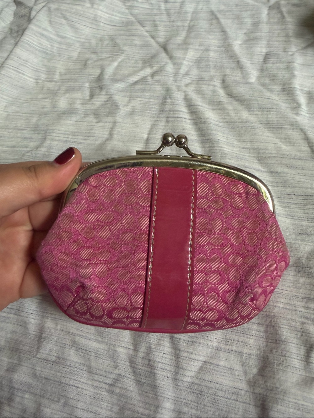 Vintage Pink Signature Pattern Kiss-Lock Coin Purse Y2K Rare